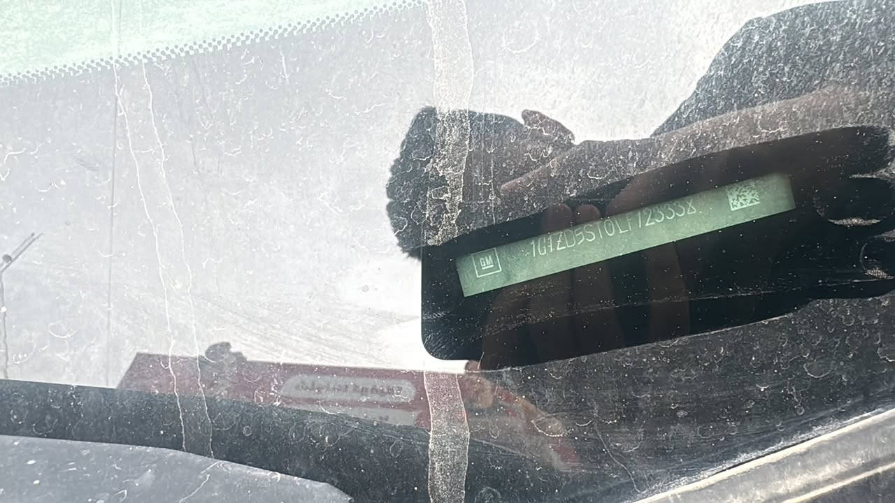 ماليبو موديل ٢٠٢٠ معوقين للبيع
ماشية ١١٧
ب٩٥ وررقه 
حادثها جاملغ امامي وباب السايق
***********
