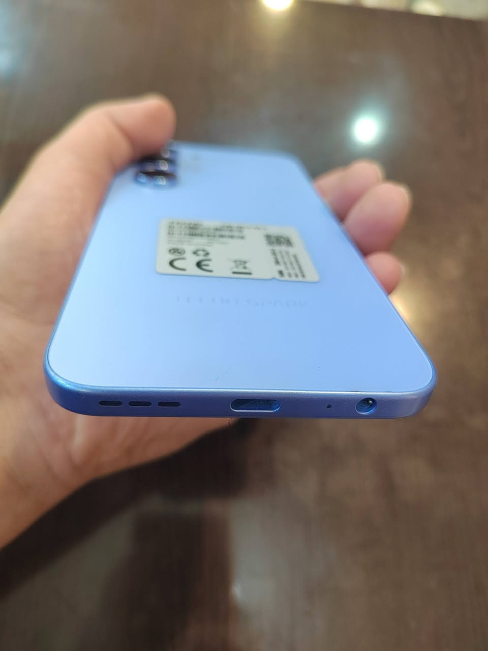 السلام عليكم جهاز تكنو سبارك 40 برو ذاكره 256 رام 8+5 اخو الجديد مستخدم شهر بدون غراض نضافته 100 بل 100 شرط جلخ مابي  السعر 160 الف مكاني جانب الأيمن حي 17 تموز ***********
***********
