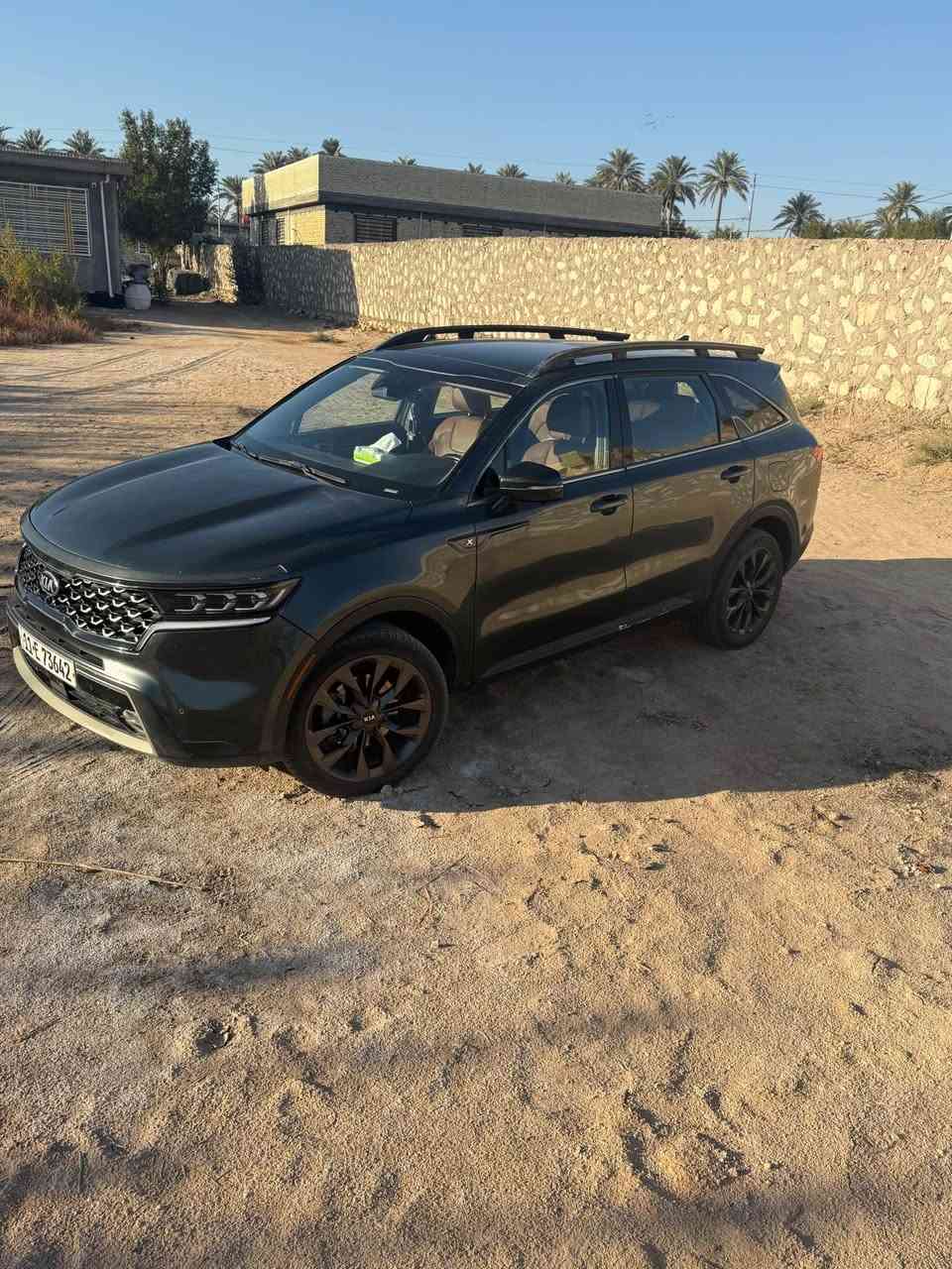 السلام عليكم 

للبيع كيا سورنتو sx  برستيج 2021 وارد امريكي

السعر  $220 وبيه مجال بسيط 

فول 1/1.  بنوراما

مقاعد جلد  VIB ملكي منفصل

محرك 4 سلندر توربو 

موديل 2021

رقم بغداد وبسمي السيارة

المواصفات

عدادات شاشة دجتل

-داخل جلد مطعم بصاج

-كشن امامي كهرباء

-تدفئة المقاعد الامامية

-شحن هاتف واير ليس

-نقاط عمياء

• 4 رادارات

ويل 20 بلاك توب

-حساسات خلفية

حساسات جانبية

-تحديد مسار

-قيادة ذاتية

-صندوك كهرباء

بصمة تشغيل وابواب

نظام ترحيب خارجي عند الاقتراب من السيارة

بك لايت لد

4 انظمة قيادة سبورت سمارت ايكو كومفورت

وقوف تلقائي خلفي

وقوف تلقائي امامي

وقوف تلقائي جانبي

سايد بريك بصمة

اوتو هولد وقوف ذاتي لفترات قصيرة

تبريد منفصل مناخي

نظام قفل الابواب والزجاج لحماية الاطفال

نظام نزول المنحدرات

نظام ملاحة GPS

كامرات 4 كامرات مع 360

لايت زينون 4 عدسات LED

تشغيل عن بعد

شاشة Apple Car play
واندرويد اوتو 

الانارة الداخلية LED

مثبت السرعة Cruise

المودات والأوامر الصوتية

فحص أنظمة السيارة

حساسات ضغط اطارات

مقود جلد حياكة

تبريد شاشة

‏  ABS نظام مانع الانزلاق

شارة في المرايا الجانبية

١٠ مخارج منفذ الطاقة

ا  Bluetooth / USB

مرقمة بغداد

صورة رقم الشاصي بلمنشور 

السيارة خير من الله 

مكاني كربلاء طويريج   

للتواصل  
                                                                  
                                                                                                                              *********** كربلاء, العراق
