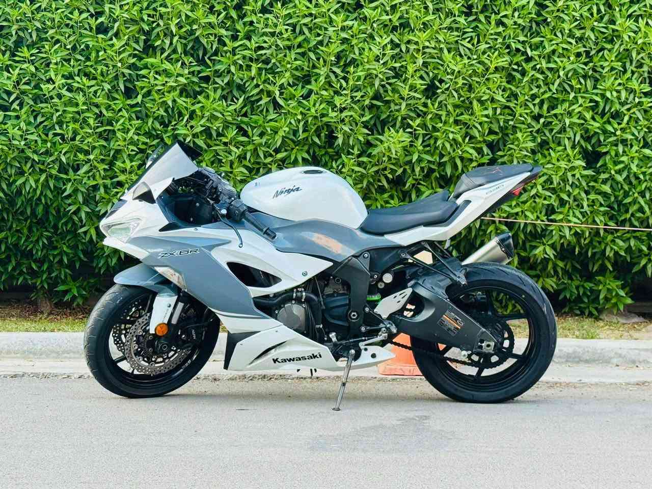 مكلف بلنشر السلام عليكم كاوسكي 636 موديل 2021 حقيقي الدراجه مكفوله من كلشي كير مكينه ضفيره كلها مابيها نقص ماشيه 3الاف  دخول جديد  السعر 65 وبيها مجال مكان بغداد منصور 
رقم تلفون *********** بغداد, العراق
