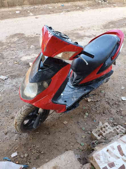 سلام عليكم اخوان
سكنس فحل للبيع گلج امامي رياضي خرز معدل وشلعة گلج خلفي جديد الدراجة عوزها فقط طوافة بانزين والكفرات تعبانة بس موجود واتساب وخاص ***********
