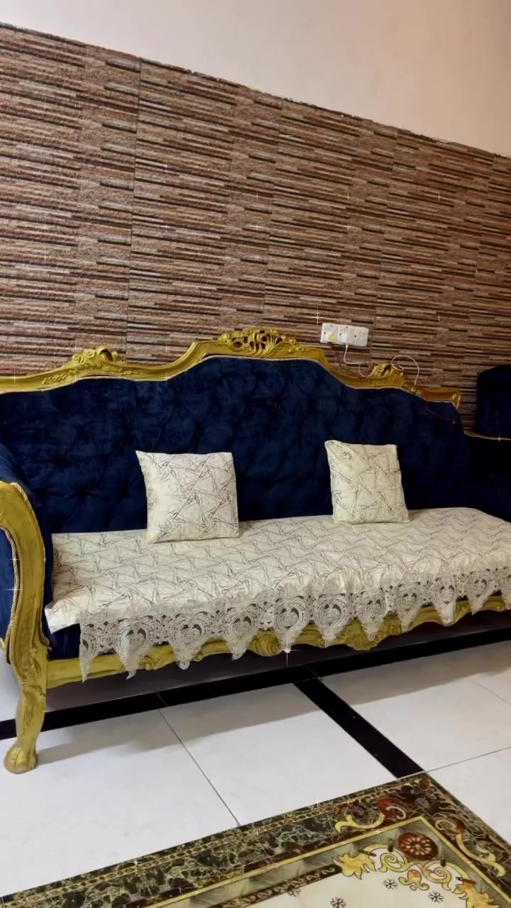 قنفات كويتي ماخذتهم من سفوان رايدتهم 750 وبيهم مجال 4 قنفات كبار وكراسي 2.


**إذا كنت صاحب هذا الإعلان وتريد حذفه لأي سبب، رجاءا أرسل رسالة إلى الدعم الفني**