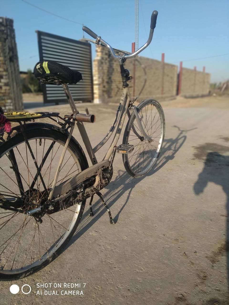 السلام عليكم باسكن للبيع ولونه اسود وسعره 50 مكان الهاشميه ورقمي ***********
