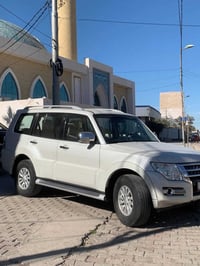 باجيرو • V6 ٣٠٠٠ • دبل اكسل