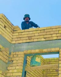 (لطيف ابو درع) كادر متخصص في مجال البناء شعارنا الدقه في العمل الالتزا...