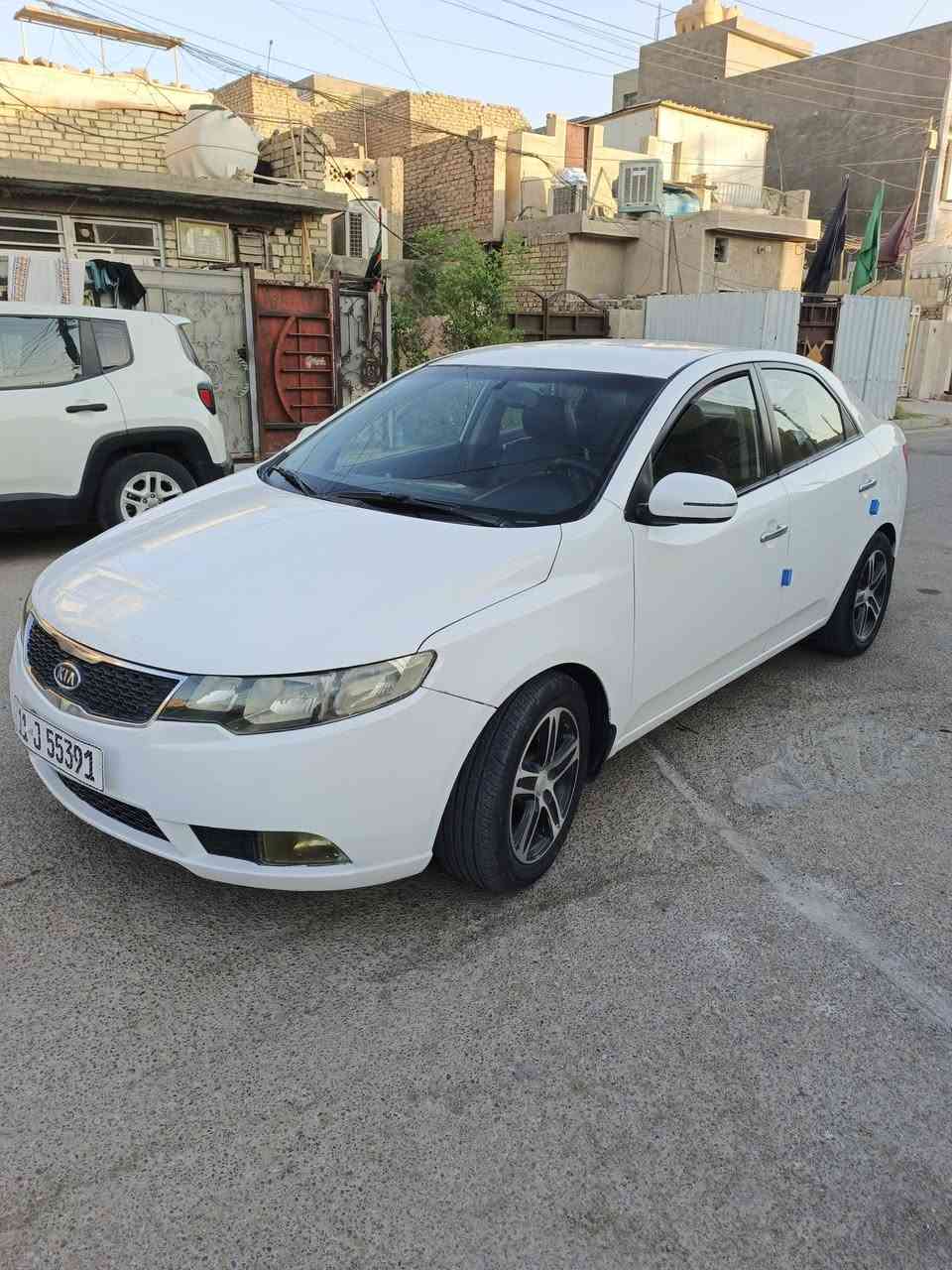 سيراتو ٢٠١٢ خليجي رقم بغداد بسمي
كفاله عده لمئشر علي بلحمر غير هاذ 
اني اتحمل السونار محرك ١٦٠٠ دوش جاهزة السياره
للخير  تبريد ثلج السعر ٩٣ بيهة مجال مكاني بغداد حي العامل 
للتصال *********** الخاااص مغلق فقط اتصلل
