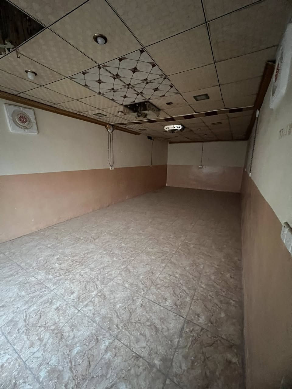 بيت 500متر في منطقة يايجي قرب المدرسة الاسلامية السعر 145
***********
