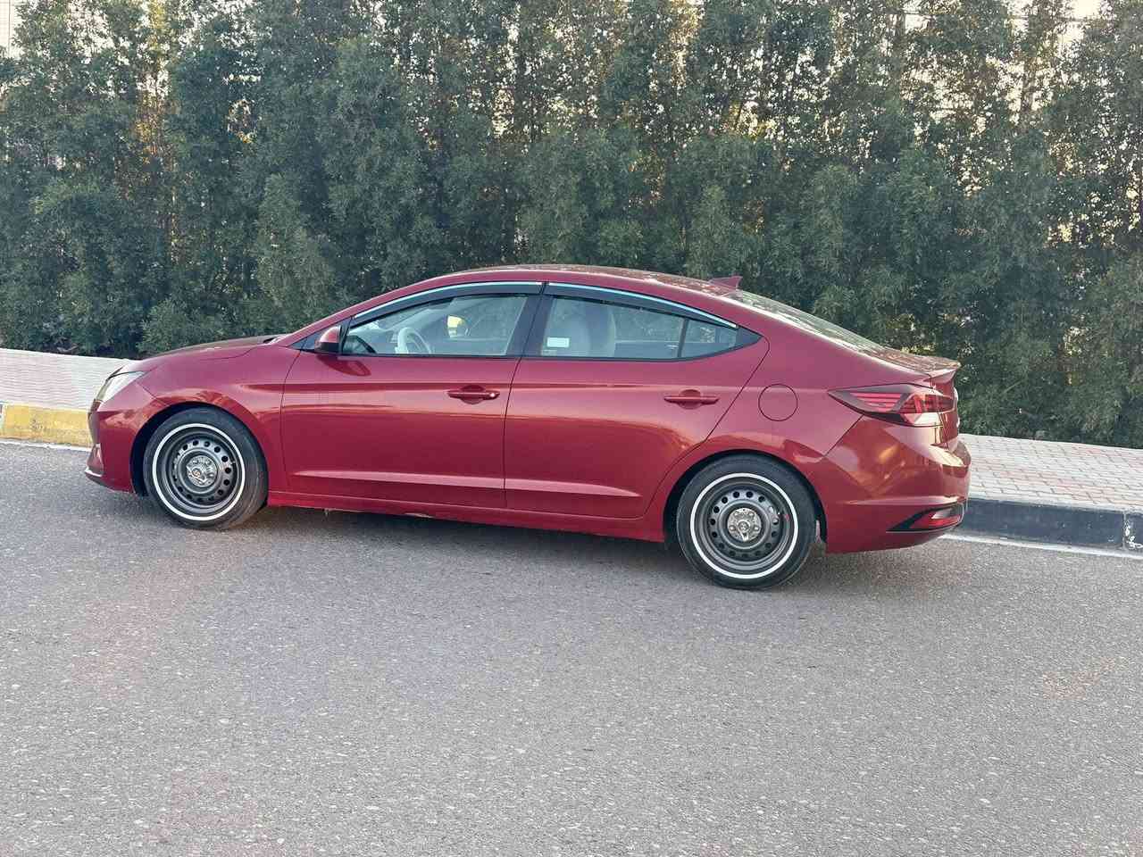 سلام عليكم
الانتره موديل 2019 وارد أمريكي حادثه البنيد صبغ وقبق جنطه كلير من امريكا فقط نص فول لايت زنون سياره حلوه وجاهزه ربع مذب عليه كير يتي المرغوب مكينه 2000 دوش سعر 124 وبيه مجال مكان سياره كربلاء  ***********
