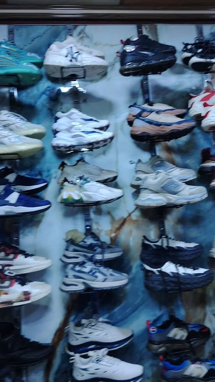 جماعت دراجات كيوت حذيه باله مالكه. البيع بسعار مناسبه مكان صوفيه يم. ساحت بمحل مقابيل  سواق ردان
