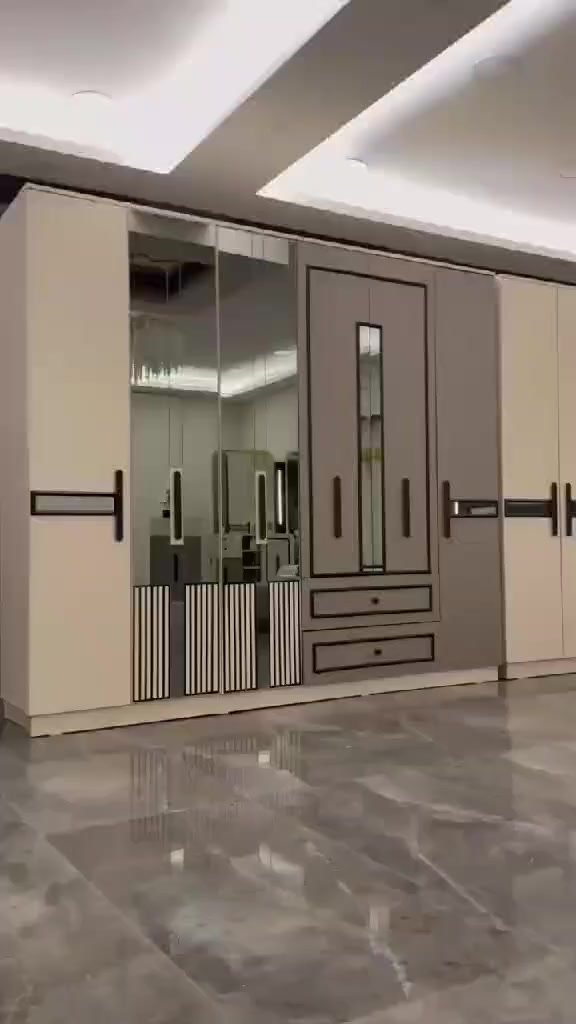 تم تفريغ موديل. لاردي 
متكون من 10 قطع 
كنتور مع ملحق 3امتار 40 ارتفاع 220
سرير مخزن 
شازلون مخزن 
كومدي أناره 
ميز تواليت أناره 
مرايه 
درور طابورية 
سكك 3مراحل 
ظهر بلوك 
برغي وچوي حديد 
السعر مليون و550الف
خدمە توصیل متوفره
للحجز مراسلتی


**إذا كنت صاحب هذا الإعلان وتريد حذفه لأي سبب، رجاءا أرسل رسالة إلى الدعم الفني**