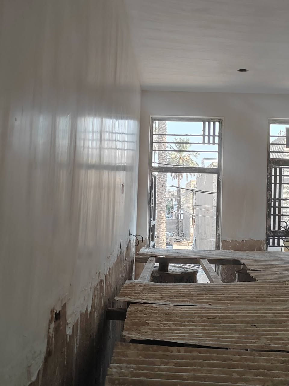 السلام عليكم
خلفه جص وبورك متفرغ حالين
شغل لي يرضي الله المتر 5الف
اشتغل بدوره والمناطق المجاوره لها
هذا رقمي ***********
