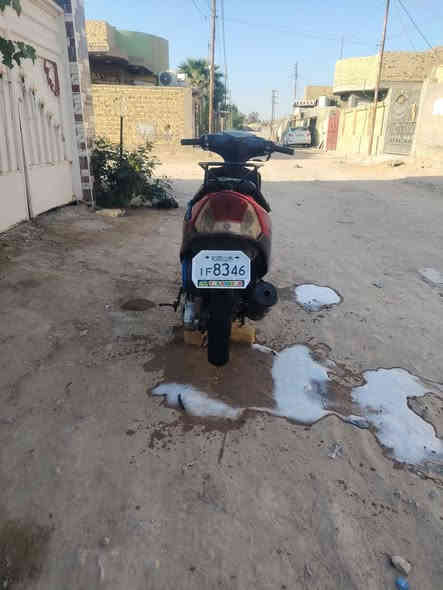 السلام عليكم
دراجه ماكس للبيع كهربائيات كلها شغاله
نقص بس باتري 
السعر 450 وبيها مجال بسيط
الدوانيه قضاء عفك
***********
