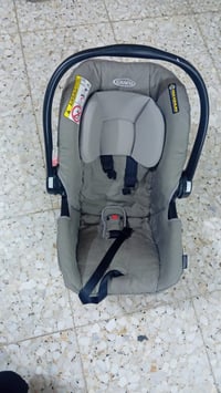 كرسي هزاز أطفال • نضيف اصلي • حي ١٨ الحمداني