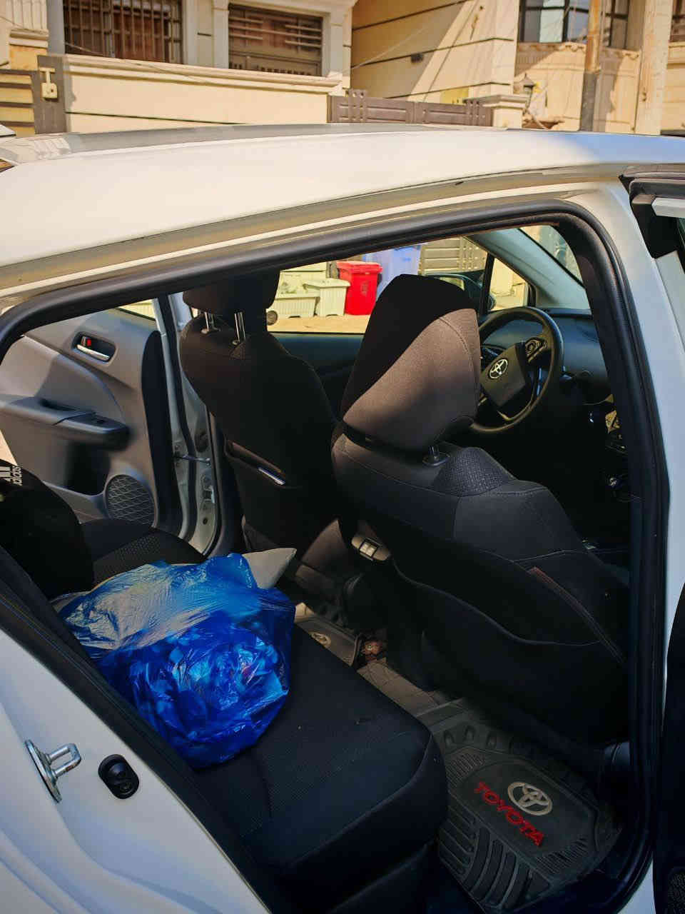 السلام عليكم 
للبيع تيوتا بريوس موديل 2022 فئة le+
ماشية 116 كيلو 
حادثها جاملغ وباب عكس السايق وجزء بنيد بارد بدون صبغ
مواصفات 
حساسات امامية خلفية جانبية 360
رادار امامي ومثبت سرعة تفاعلي 
تحديد مسار 
نقاط عمياء
شاشة تدعم كار بلي 
اوتو بارك 
جميع الجام اوتو 
السيارة جاهزة بدون نقص 
سعر 135 وبيها مجال
مكانها العامرية 
للاستفسار خاص او 
***********
