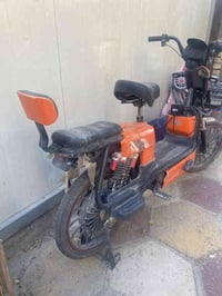 دراجة شحن للبيع مبدلة عقل+ عطلها ملف فقط كهربائيات كلها شغالة كدامكم ب...