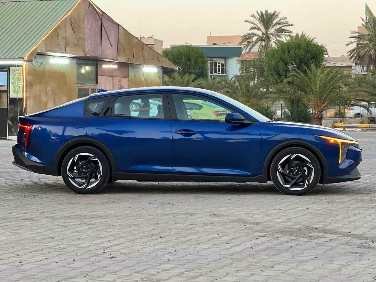 السلام عليكم
Ex..K4 للبيع وارد امريكي بدون صبغ
ليبل واحد رقم اربيل دولي
السيارة بدون صبغ 
المواصفات 
اوتو هولد
ثلاث شاشات
اوتو بريك 
رادار امامي
تحديد مسار
ويل كب 18
رادار جانبي 
سايد بريك كهراء
شحن واير ليس
دوشمة ارضية وكشنات
***********
عنواني بغداد الكرخ
