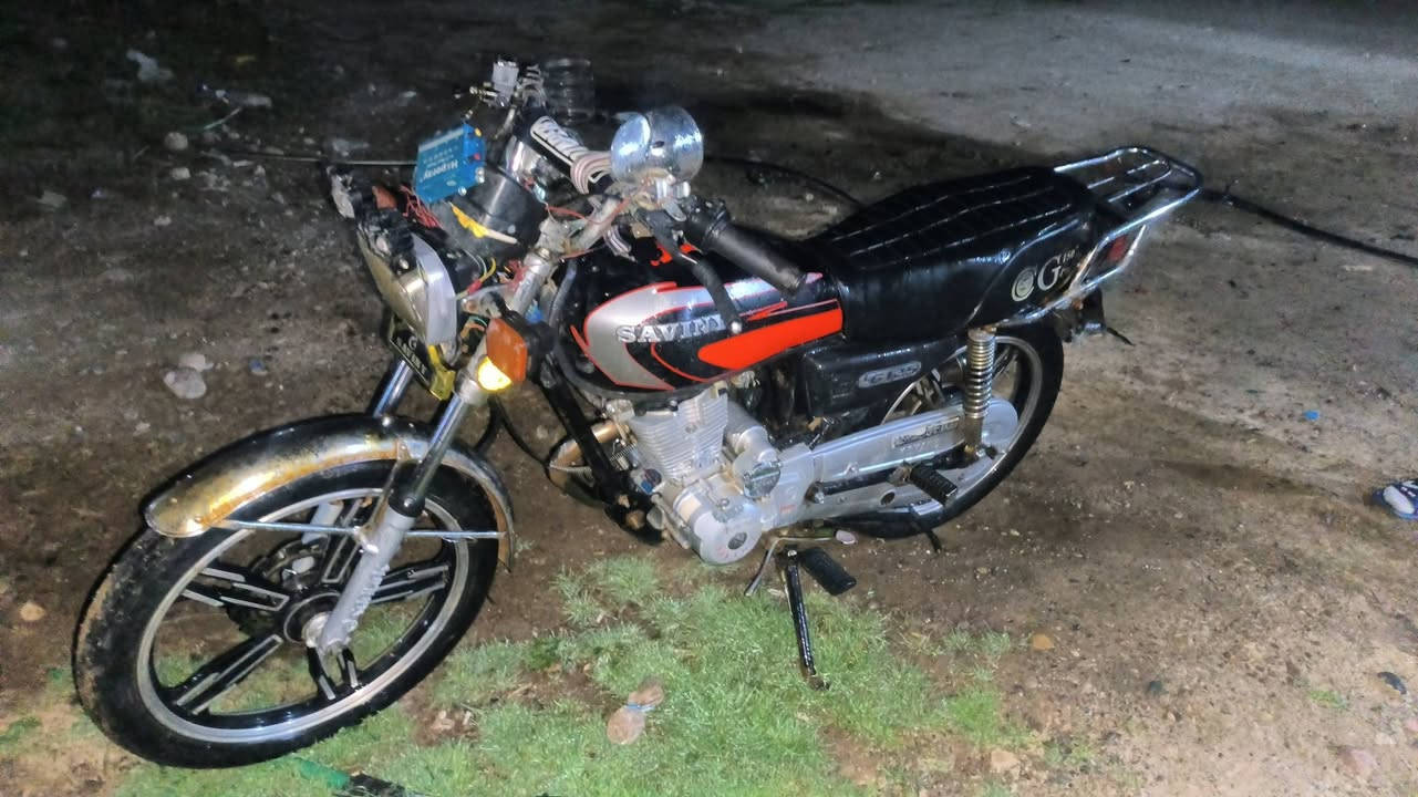 سلام عليكم موطور سافين للبيع موديل 21السعر 370وبي مجال يرهم مراوس واذا قفاز ونطي فرق مو مشكله


**إذا كنت صاحب هذا الإعلان وتريد حذفه لأي سبب، رجاءا أرسل رسالة إلى الدعم الفني**