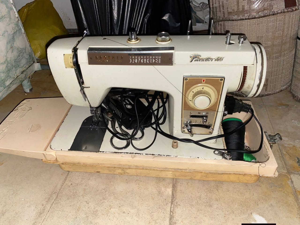 للبيع ١٥٠ بيه مجال العنوان شعب تجار


**إذا كنت صاحب هذا الإعلان وتريد حذفه لأي سبب، رجاءا أرسل رسالة إلى الدعم الفني**