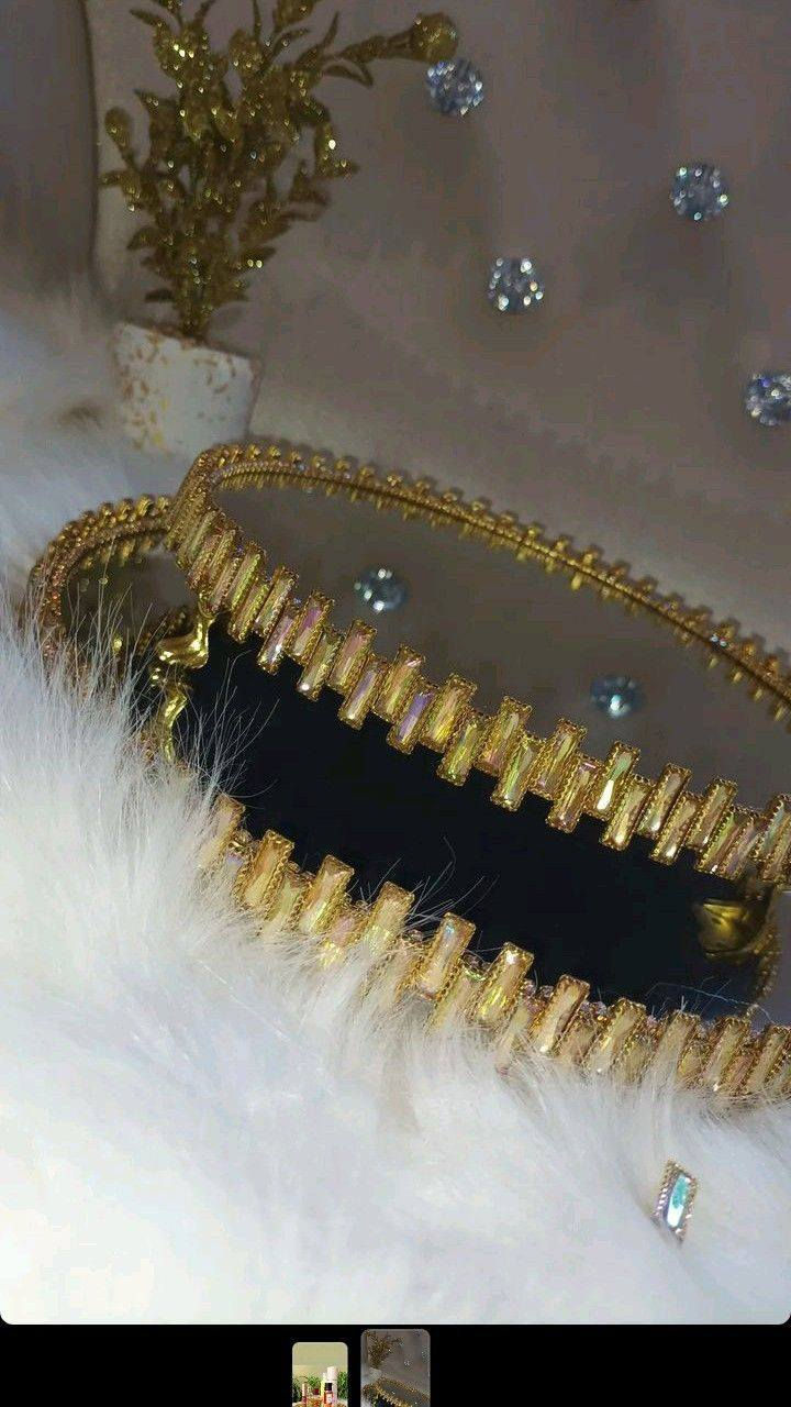 صينة عطور مناسبات وتصير الأي شي باشكال مختلفة وحلوة بس يمنة 🫶🥹✨


**إذا كنت صاحب هذا الإعلان وتريد حذفه لأي سبب، رجاءا أرسل رسالة إلى الدعم الفني**