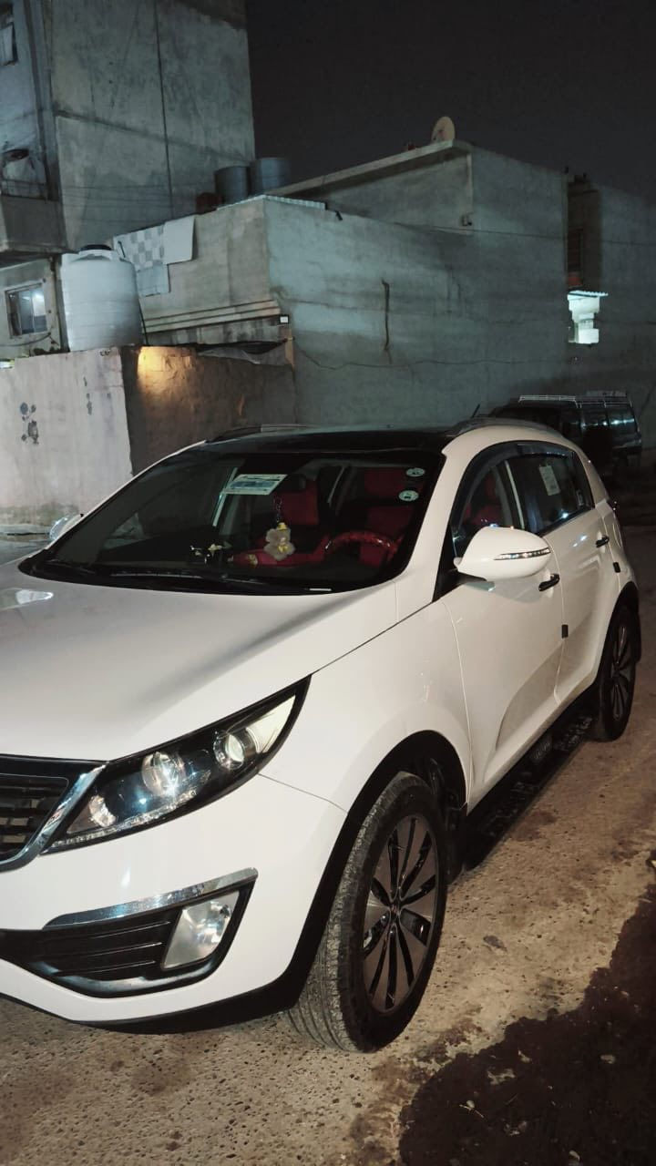 بسم الله الرحمن الرحيم اخوان كيا سبورتج بنوراما  لبيع سياره مال بيت شرط من الدعاميه الى الدعاميه رقم اربيل الدولي هزه جديده سنويه إلى ٢٠٣٠ بدون ضرر قطره صبغ مآبيها مواصفاتها معروفه سقف بانورما 
تحكمات استيران 
مري شفط 
مانع انزلاق 
بريك أيبس 
حساسات خلفيه 
سياره بعدها بوضع الشركه بيها ملاحضه اصغيره فقط 
دوشمه مال داخل جديده 
مسجل شاشه مع سستتم سماعات جديده 
طخمً تايرات جدد سياراه ٥ويل كب داخلها ٥ تكوات 
سياره فووول ماعده البصمه محرك شرط برغي ممفتوح بيه كير شرط 
عنوان السياره موصل الجانب الأيسر شقق الخضراء قرب مشروع الماء رقم الهاتف *********** واتساب بيه
