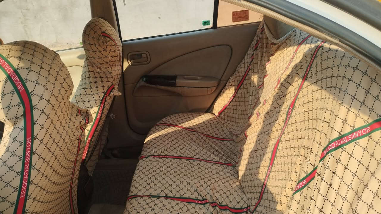 السلام عليكم
2009 سني سامسونك اجره رقم بغداد انكليزي سنويه 2029 هزه ماساقطه لشهر لسابع مري كهرباء شاشه سنتر لك كهربائيات كلهه شغاله صدر كير محرك خير من الله تدفئه تبريد  صبغتهه جديده حلوه داخلهه مرتب ارضيه جلد مكانهه بغداد المدائن *********** سعرهه 77
