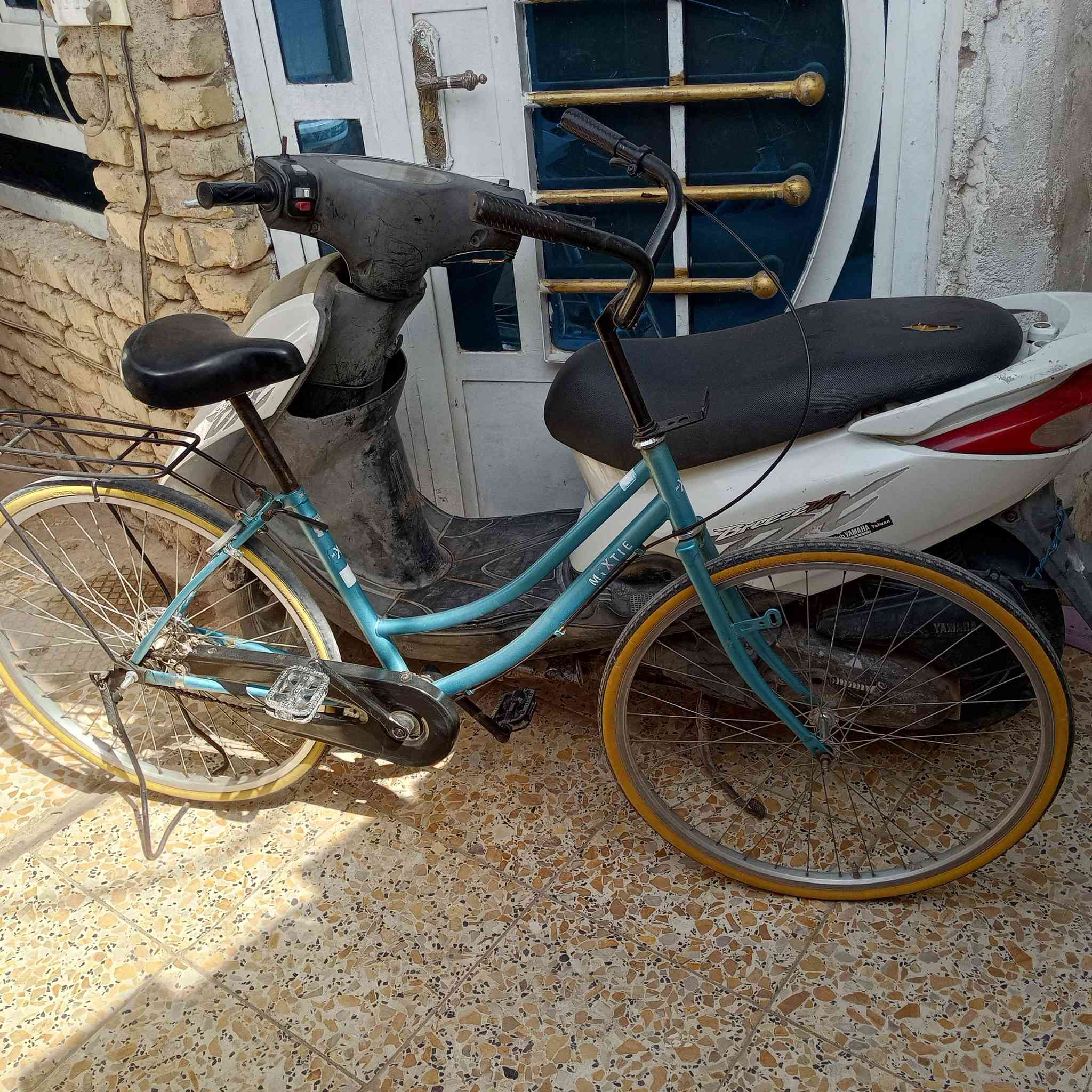 السلام عليكم بايسكل البيع حجم 26 بكان شعله الدوانم سعر80 بي مجال رقم الهاتف ***********
