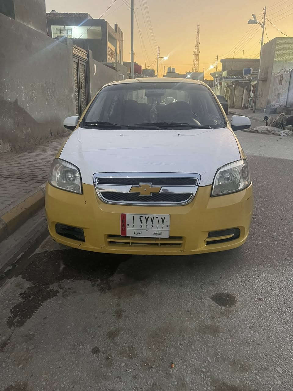 افيو موديل 2009 خليجي شركه العامه محرك.1400 كير عادي شرط مكفولات
حداديه تخم تاير  تبريد جاهزه من كلشي بيهة. طخه موضحه بصوره. وملكوطه خياسات الهلالات الخلفيه.  سنويه ل28 بسمي مشروع وطني 
 مصفره من كلشي 40 وبيهة. مجال 
***********
