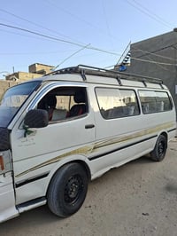 من رخصة الادمن سيارة فتون موديل 14  رقم بغداد للبيع اقرة التفاصيل راعي...
