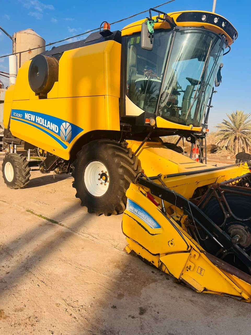 السلام عليكم
للبيع حاصده اربعه بلم تك درام موديل ٢٠١٩ رقم سليمانيه مشتغله 3000 ساعه مكفوله كفاله عامه للستفسار الاتصال على الرقم *********** متوفر واتساب
