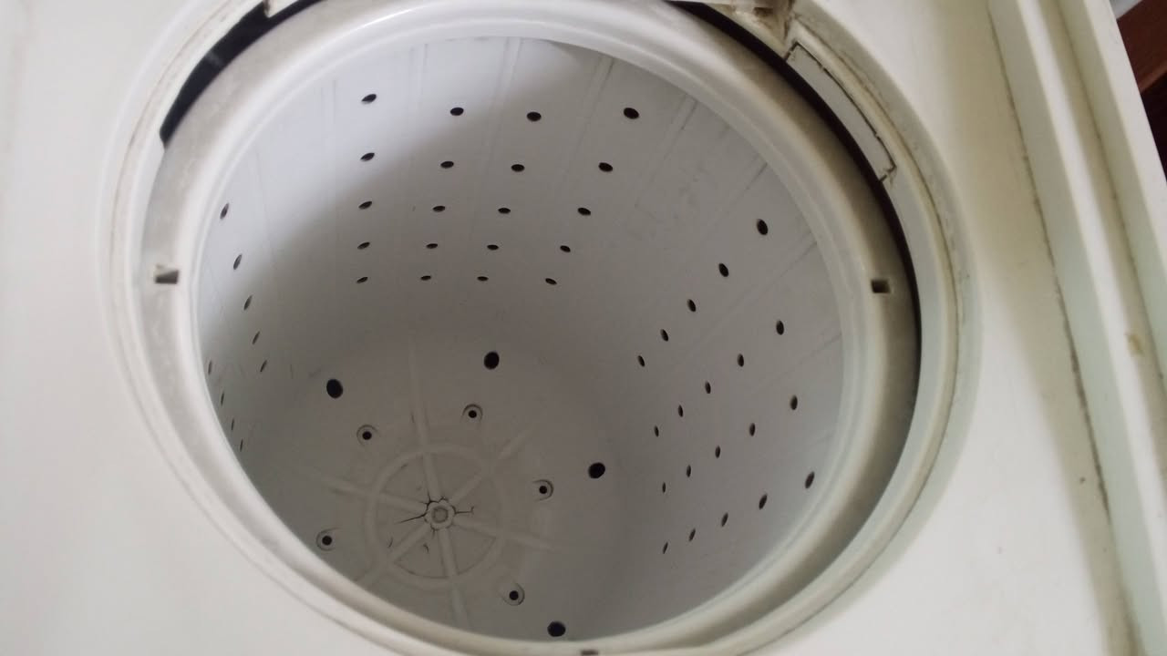 غسالة حوضين نوع دنكا حجم 13كيلو نظيفة وابد مداخلة تصليح سعر 100 الف بغداد


**إذا كنت صاحب هذا الإعلان وتريد حذفه لأي سبب، رجاءا أرسل رسالة إلى الدعم الفني**