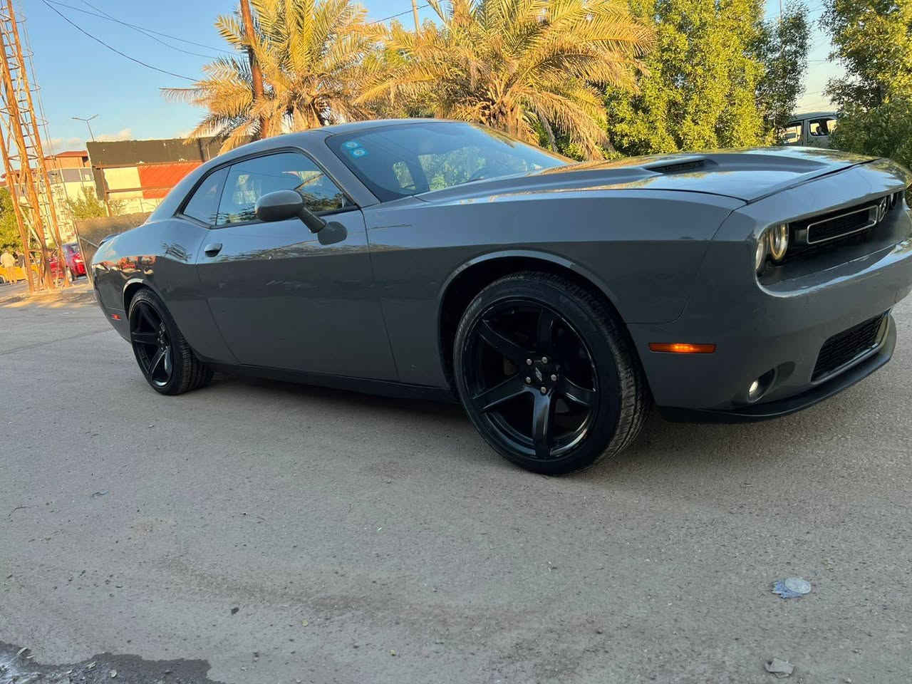 سلام عليكم جالنجر ٢٠١٨ وارد امريكي  حادثها كلش حلو سطحي  ناشر صور حادثها سياره حلوه وجديده احله من لصور
مكينه وكير وحداديه وتبريد كفاله 
مواصفات SXT
بصمه + بصمة ابواب + شاشه جبيره + فول تحكمات + تبريد قطعتين + وباقي لمواصفات لمعروفه
ماشيه ٨٧ ميل 
مكينه ٣٦٠٠ سته سلندر
سعر ١٥٠ وبيها مجال 
مكان السياره الكراده 
للستفسار  ***********
