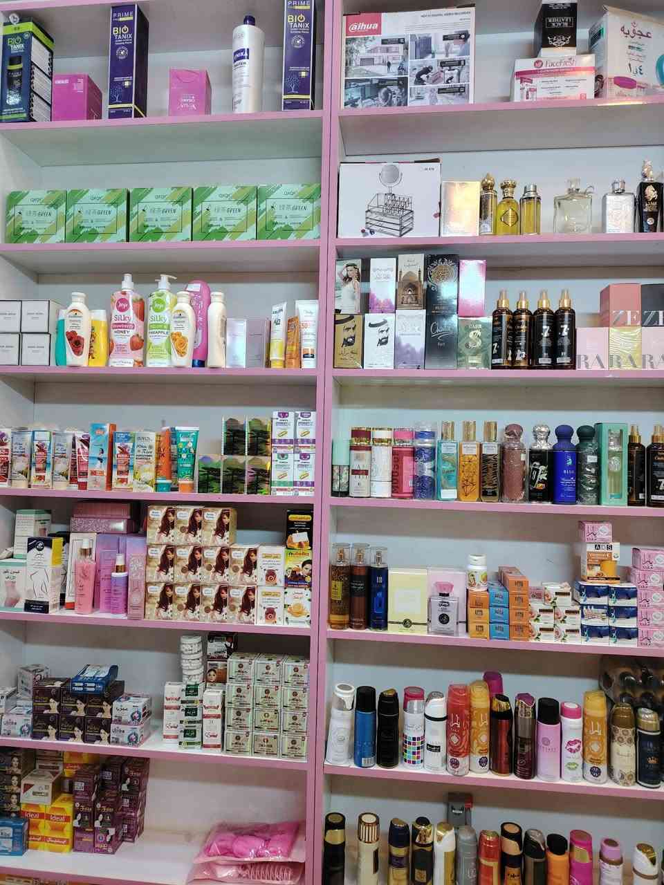 فاترينات اللبيع. ***********
