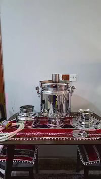 سماور ايران المنشئ سعه 25لتر ....منه وبي طباخ شغال للبيع  07865544199و...