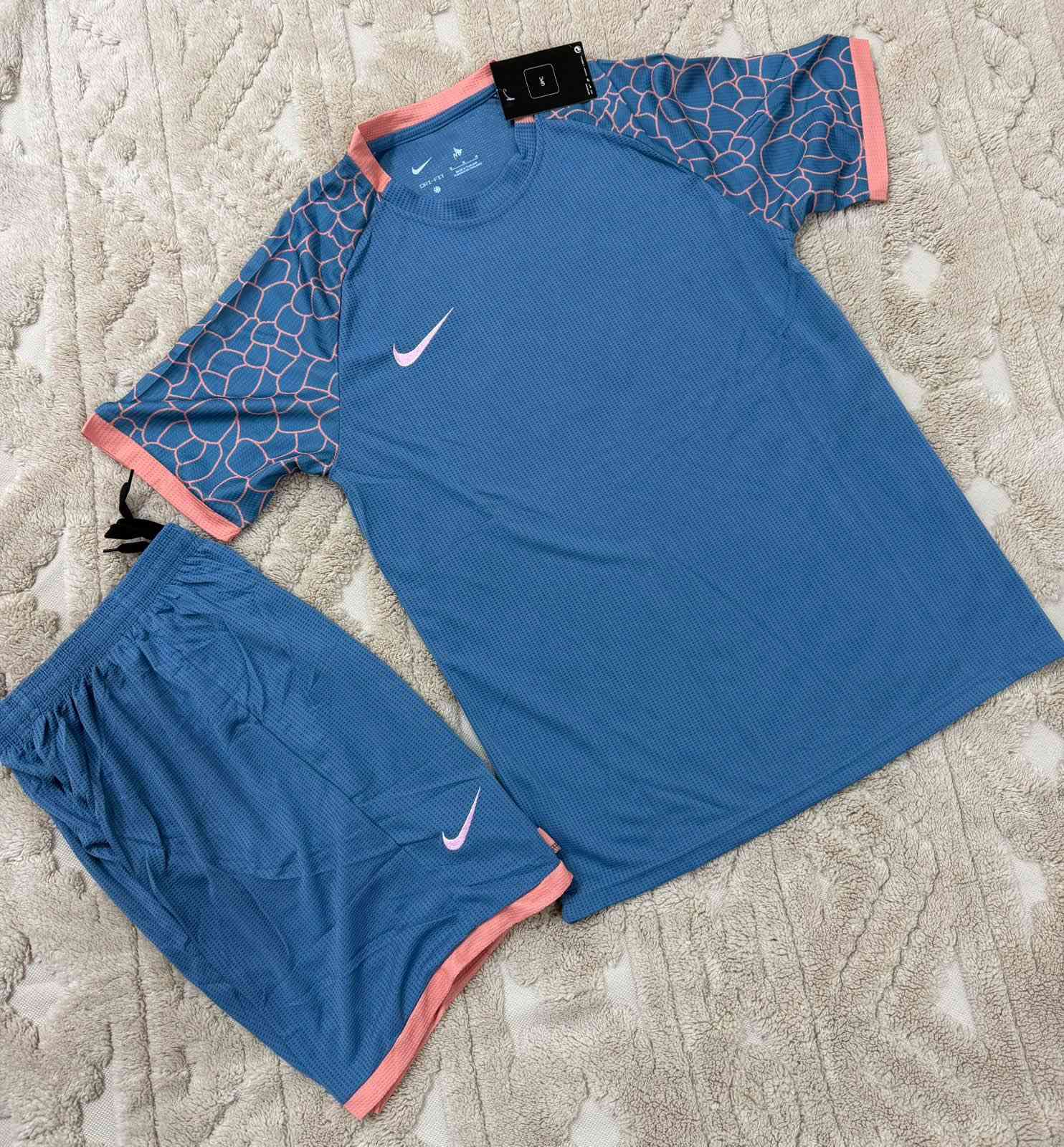 تصفية تصفية تصفية قطع اخيرة تفضل خاص للحجز او واتس اب ***********  يوجد توصيل لكل العراق مع الفحص
