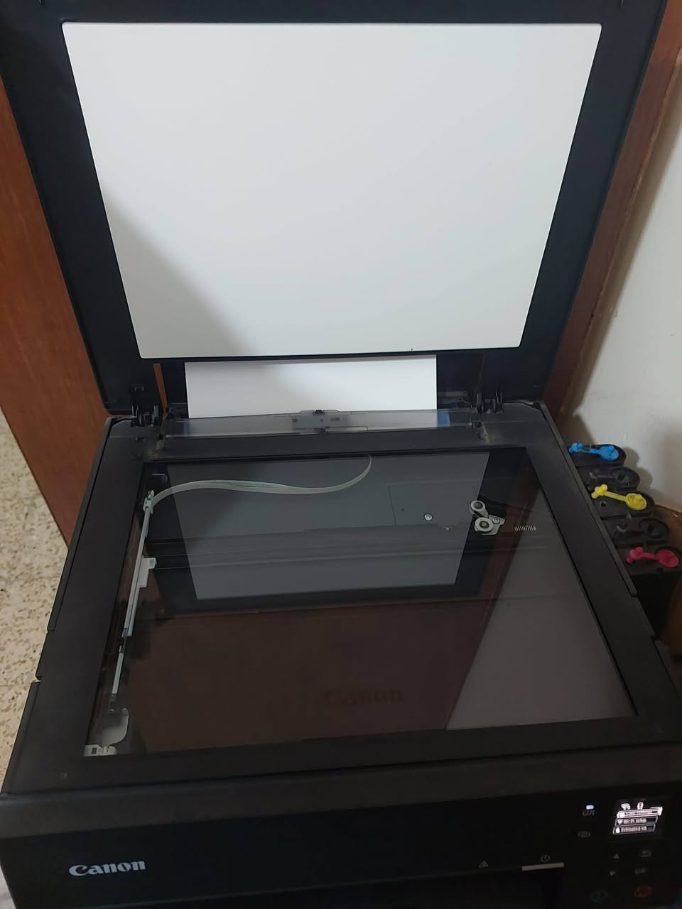 طابعة كانون TS 3640 
ملون + اسود وابيض 
طابعة pdf 
هي تقلب الورق 
بيها استنساخ ملون وعادي 
بيها وايفاي ماتحتاج للحاسبه من الموبايل تسحب مباشر 
مواصفات جدا ممتازه 
تحبير خارجي
العنوان الموصل القادسية الثانيه السعر 250وبي مجال 
جديده ونظيفه حيل استعمالها كلش قليل لمزيد من الاستفسار مراسله الصفحة 
#اشاره #للبيع #الموصل


**إذا كنت صاحب هذا الإعلان وتريد حذفه لأي سبب، رجاءا أرسل رسالة إلى الدعم الفني**