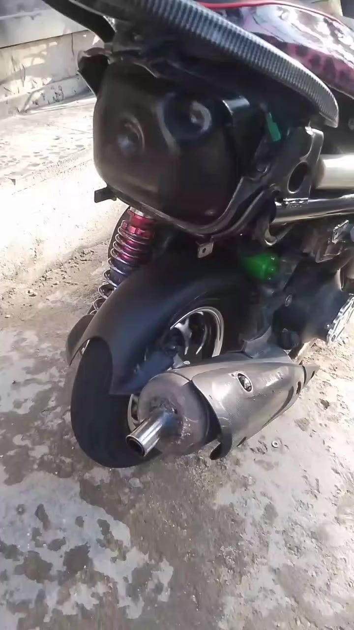 السلام عليكم عدله مال لعب بلاديه ما ناقصها برغي دراجه كامله لا نضوح لا تبخير مكينه خرسه صالنصه صجميه اصليه وياله اصليه قبق فلاوين دبل خلفي كلجات رياضي كشن مال ٤ نكره بكل وقت شلعه معدل هاون ب٤٥٠ قفل جماعت ٣٥٠ اعبر المنشور مكاني بغداد البياع رقم ***********
