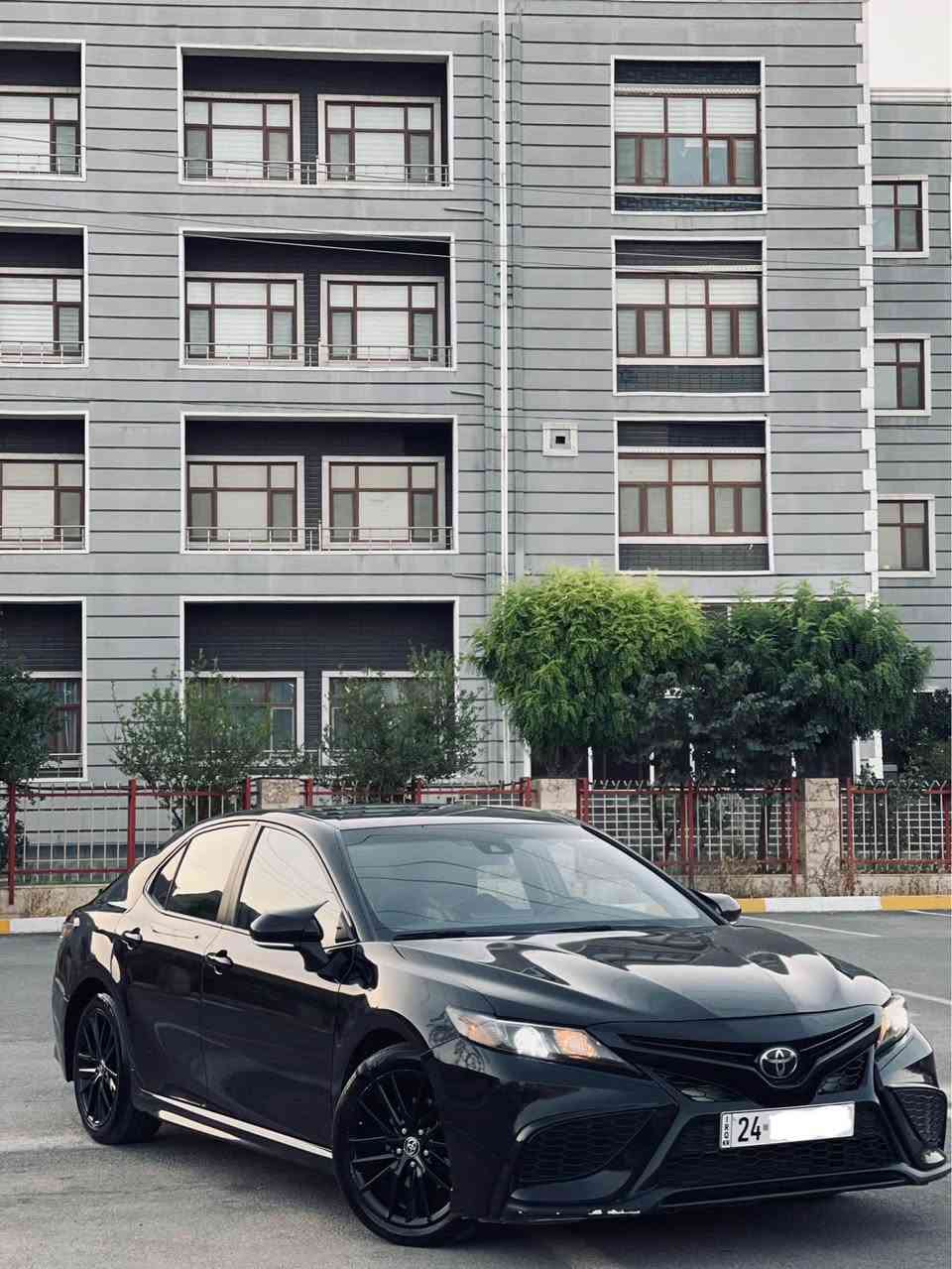 Toyota Camry se 2023
تۆیۆتا کامری ٢٠٢٣ se 
رەنگی رەش 
زۆر خاوێن و بێ مەسرەف
سەیارەکی زۆر جوان
سێ مۆدی لێخورین
گێر و مەکینە بەشەرت بێ کێشە بێ کرانەوە 
تەبرید بەشەرت 
ھەموو شتێکی بەشەرت
ناو کرێمی 
٤٩ مایل رۆشتووە 
سەیارەکە سێ پارچەی  سبوخە، 
(بۆنیت و چاملخێکی پێشێ و چاملخێکی دوایێ سبوخن)
پارچە گۆرانی نییە 
پەرەشووت بەس ھی سوکان تەقیووە 
سعر: ١٨٠ وەرەقە و  مەجالێکی کەم
ژ.م: ***********         
تکایە ئەگەر موشتەری نیت تەلەفۆن مەکە رانية, السليمانية
