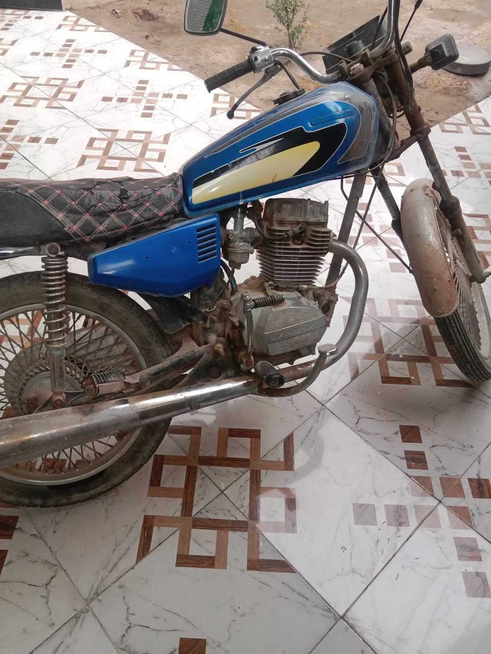 السلام عليكم دراجه البيع السعر 325 تصل ***********
