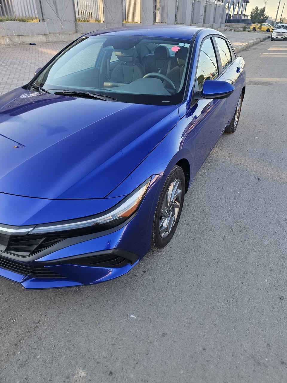 النترا امريكي موديل 24 بصمه رادارات تشغيل عن بعد المكينة الفين دوش توقيف ذاتي بدون تبديل بدون ايرباك بدون أرقام بيه بس ربع دعامية تصليح فقط ماشية 24الف دخول جديد بسمي المنفيس موجوده السيارة بغداد السعر اتصل على الرقم ***********
