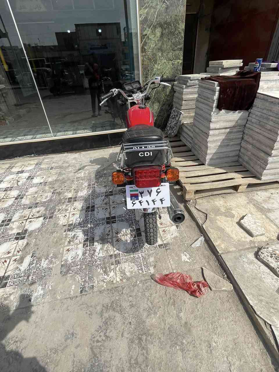 سلام عليكم دراجه نامه ٤كير للبيع دراجه صارله شهرين من نزلت من الرمبه بعده جديده مديل 2026كامله مكمله 
سعر ٨٥٠او بيه مجال حك الجيه 
ممتوف علا الفيس 
***********
