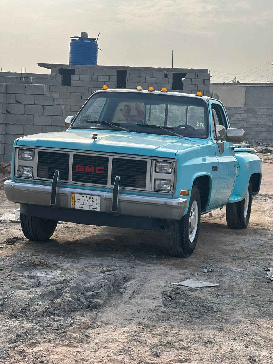 سلام عليكم  جمس للبيع مديل 79
مكينه 6100
كير 400
 الدواخل جديده
تواير جداد
بدي نضيف تجي وتشوفه
السياره متعوب عليها 
كهربائيات شغاله
اترايك وين ما يعجبك 
بكان السياره بصره الزبير
***********
