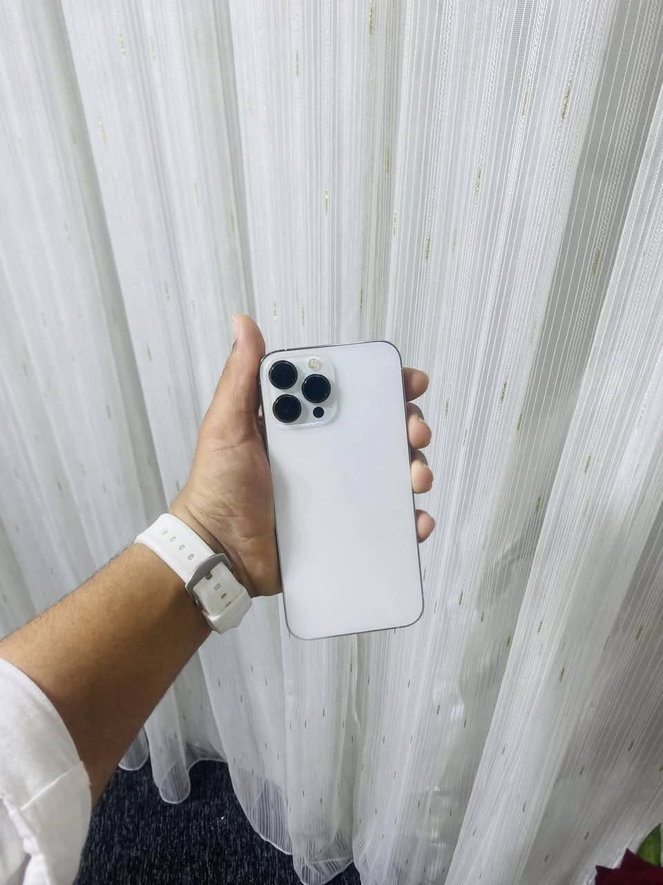 ايفون 13 برو ماكس ذكره 256 نموذج M جهاز جديد
كله شغال مبدال فقط شاشه اصليه فيس ايدي شغال
فقط شاشه مبدله ولباقي عل فحص بطاريه 81 ابد ميصرف
السعر 500 وبيه مجال مكان نجف كوفه ***********
