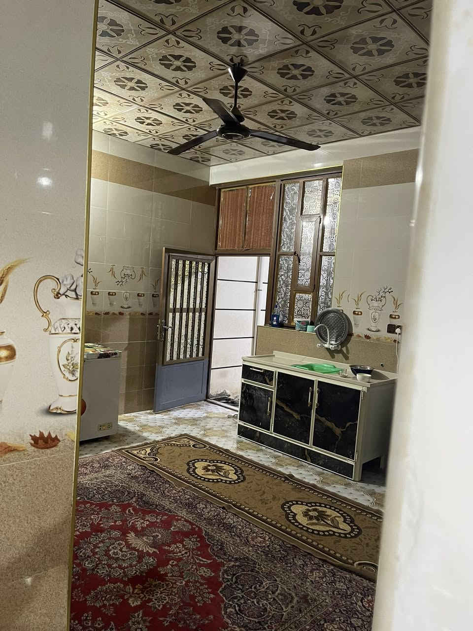 بيت للبيع 5 كيلو قرب مجمع عمر الراوي المساحه 200 متر طابق واحد طابو صرف تحويل مباشر السعر 160 مليون بي مجال بسيط الاستفسار ***********
