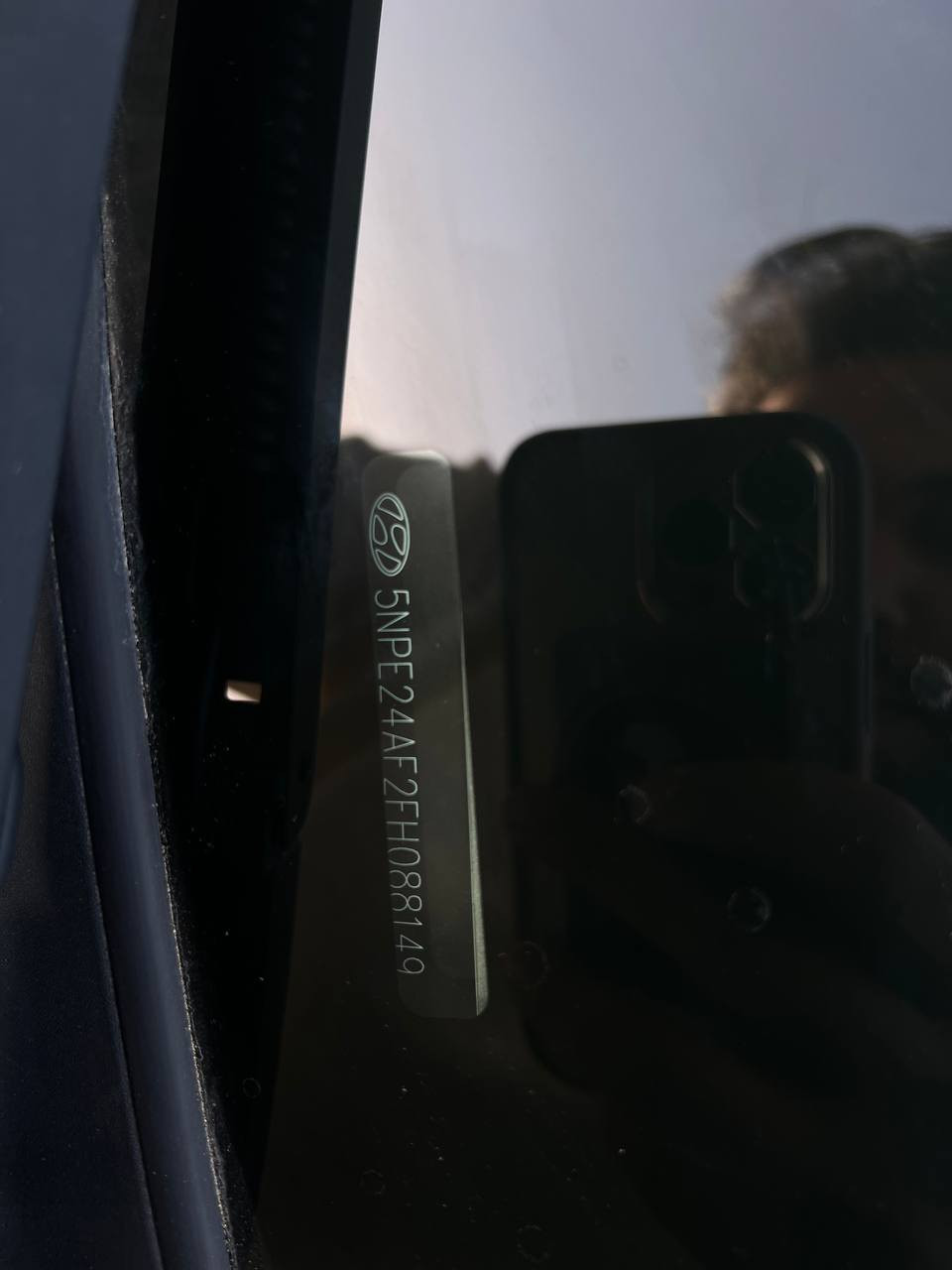 سياره سوناتا لبيع وارد أمريكي
مكينه 2400 
حادث جاملغ خلفي بدون دواخل مبدل قبق جنطه 
سياره نضيفه فقط عوزها صبغ دعاميات مكان سياره كربلاء 
سعرها 110 وبيها مجال لشراي 
*********** اتصال أو مراسله واتساب
