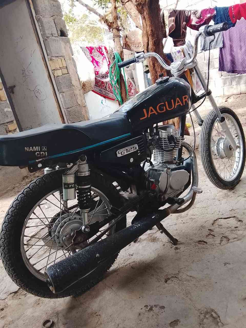 دراجه للبيع بدون سعر 450 بيها خيط دخان شراي يتصل ***********
