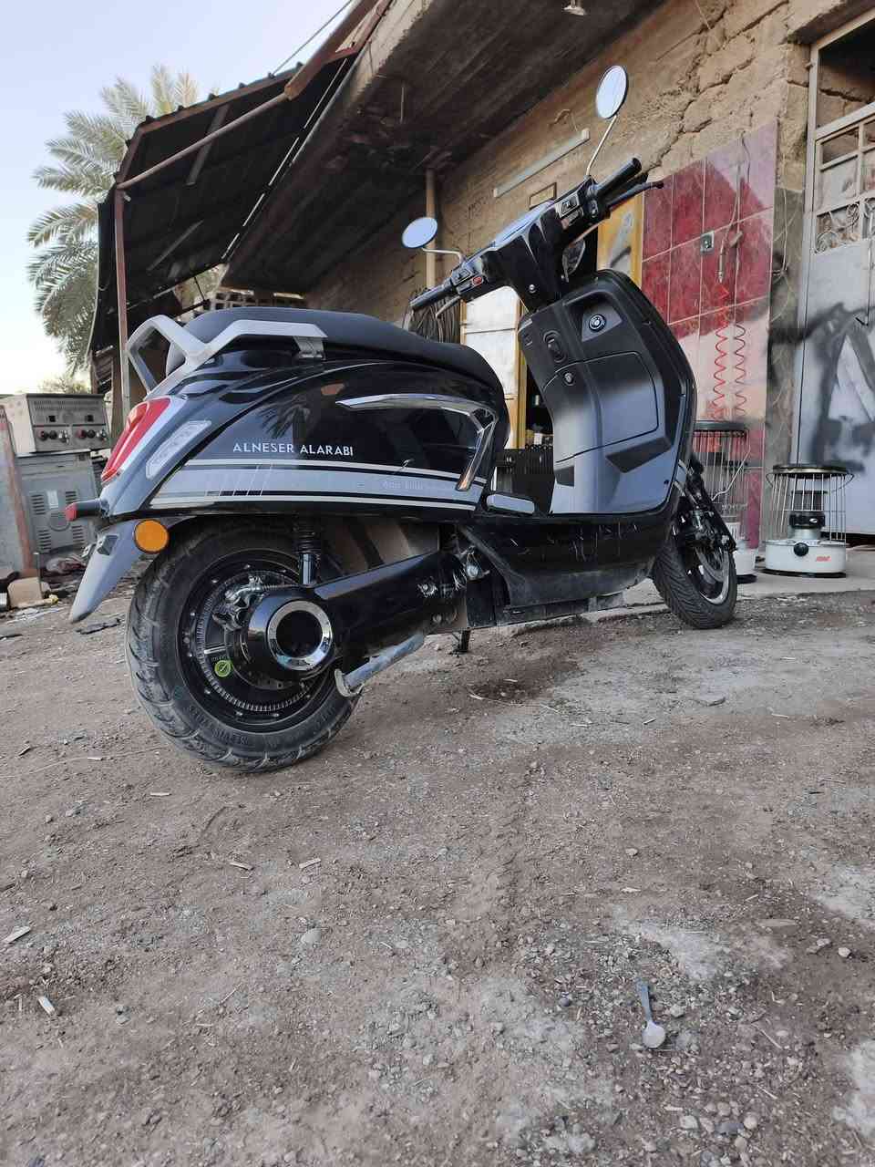 السلام عليكم
موطور شحن للبيع 
شركه النسر العربي
ملف 2000 واط حقيقي 
6 بطاريات كبار 20 امبير 
سرعه 55 حقيقي
شاشه ديجيتال
كوالتي عالي ومتانه
السعر 900 وبي مجال
 العنوان تكريت قضاء العلم
الرقم ***********
