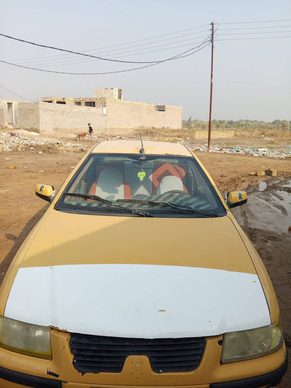 السلام عليكم سمند للبيع بدون راعي
*********** الشراي يتصل وبي خير ويدلل
