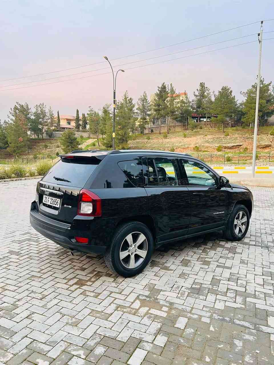 سەرەتا بە ناوی خوای گەورە و میهرەبان

فرۆشتنی خێرا

جیب کۆمپاس

٢٠١٦

مواسفات سپۆرتە گیر تۆماتیکە دەبل گیرە و جام کارەبایی و ئۆتۆیە و دەبل گیچ و دەبل ایرباگ و سوکان ڤۆلیۆم و تعدید سرعە و  سیستەمی تراکشن و ویل کەپە و قفل مرکزی و حاسەیە و زۆر مواسفاتی تر..!

نموونە لە جوانی و پاکی

گیر و مەکینە و کارەبایی و تەبرید و تەقە و رەقە و تندوتۆلی بەشەرت

گیر و مەکینەی بەشەرت نەکراوەتەوە برخوی و بانەدراوە

٨٠ مایل رۆشتووە

سەیارەکە یەک دەستە

دەعم و لیدراوی نیە بەشەرت

سۆنەریم داناوە

پیش و دوای کەپسە و سەقف و شان و چواردەوری شوشەیی

کاڵبوونەوەی نیە

رەقەم و سەنەوی تا کۆتایی ٢٠٣٠ تازەیە بە ناوی خۆمانەوەیە

تەحویل و خرامە و بە ناوکردن بەشەرت

٤ تایە و ویلی لۆکی بیلادی لە ژێرە

ماڵی دۆستە و دیناریک مەسروفی نیە

کامل سیرڤس کراوە و ٤ تایە و ویلی لۆکی بیلادی لە ژێرە

بۆ عەیب و عار پرسیار مەکە.!

شوین// هەڵەبجەی شەهید

سعری// ١١٥ گڵا و مجالیکی برایانەی تیدایە

ئاسیا ***********

کۆرەک ***********

واتساب و تیلگرام و ڤایبەری لەسەرە.! حلبجة, السليمانية
