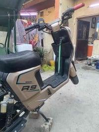 دراجه R9للبيع بطاريات ولي العدد5فول شلعه معدل 80حقيقي والرقم 109شاحنه ...