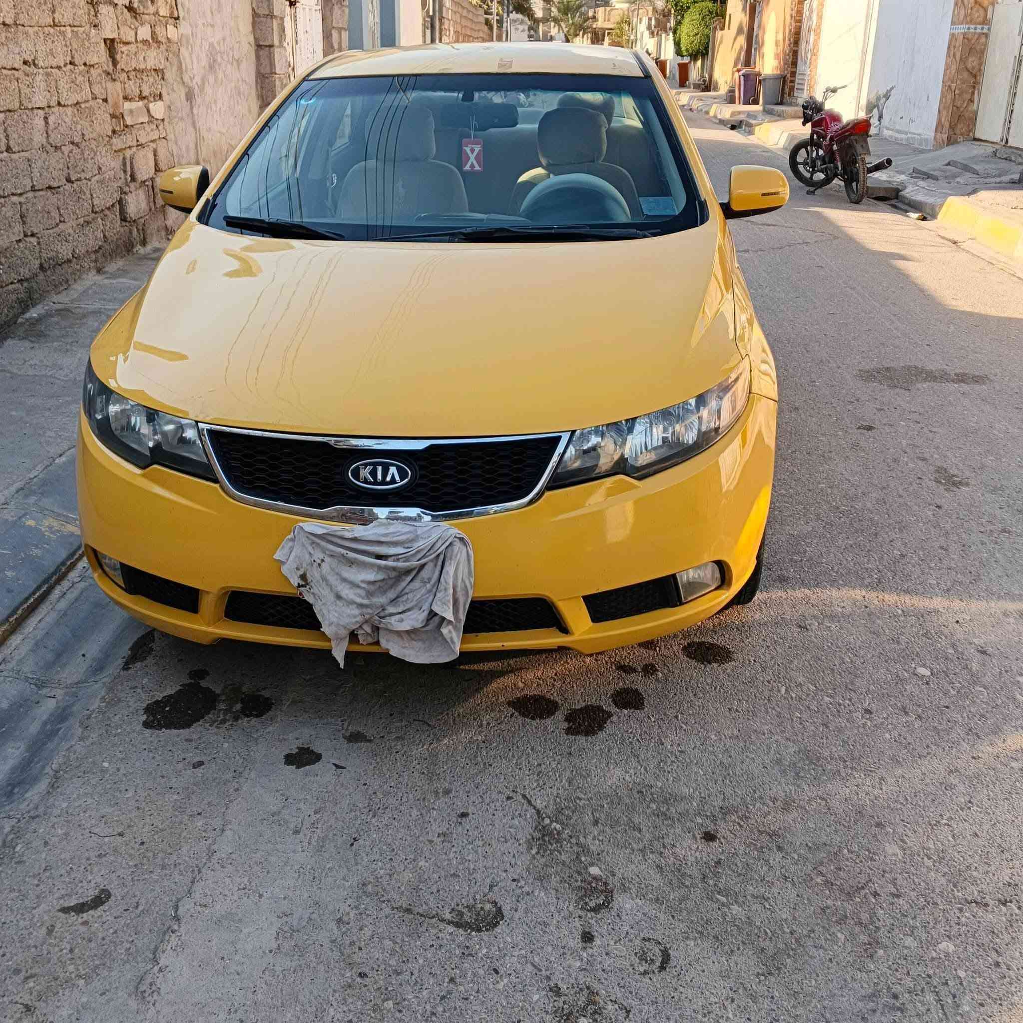 سلام عليكم كيا فورتي ١٣ بس بنيد مبدل والباقي ليبل واحد مكان السيارة بغداد كتلوكات الشركه بيها نظيفه حيل السياره *********** اتصل ودلل سعرها 95
